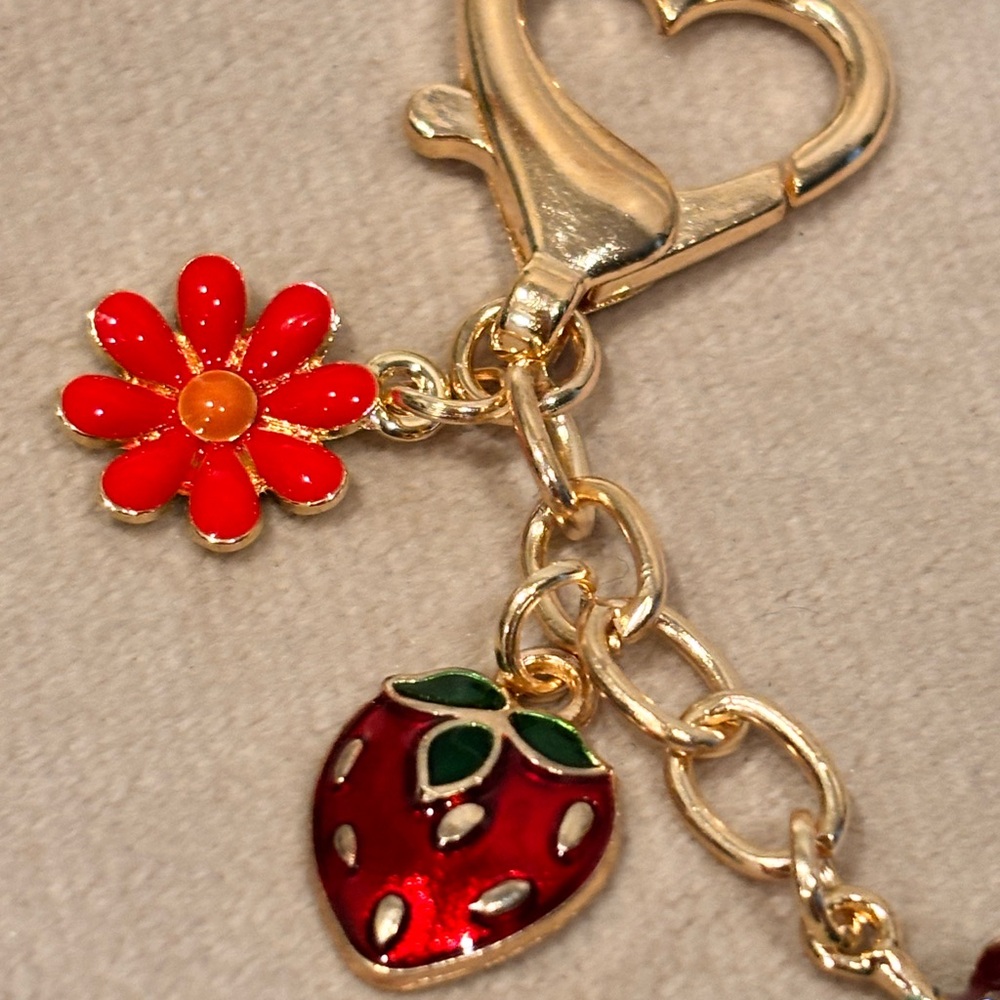 Gold Heart Clip Strawberry & Flower Charm Keychain - Red - Picture 2 of 5